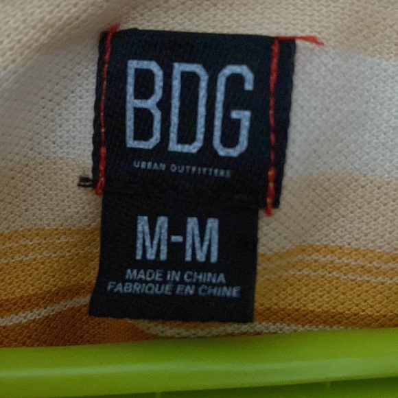 BDG. Cropped t-shirt. Size M. - Picture 2 of 3